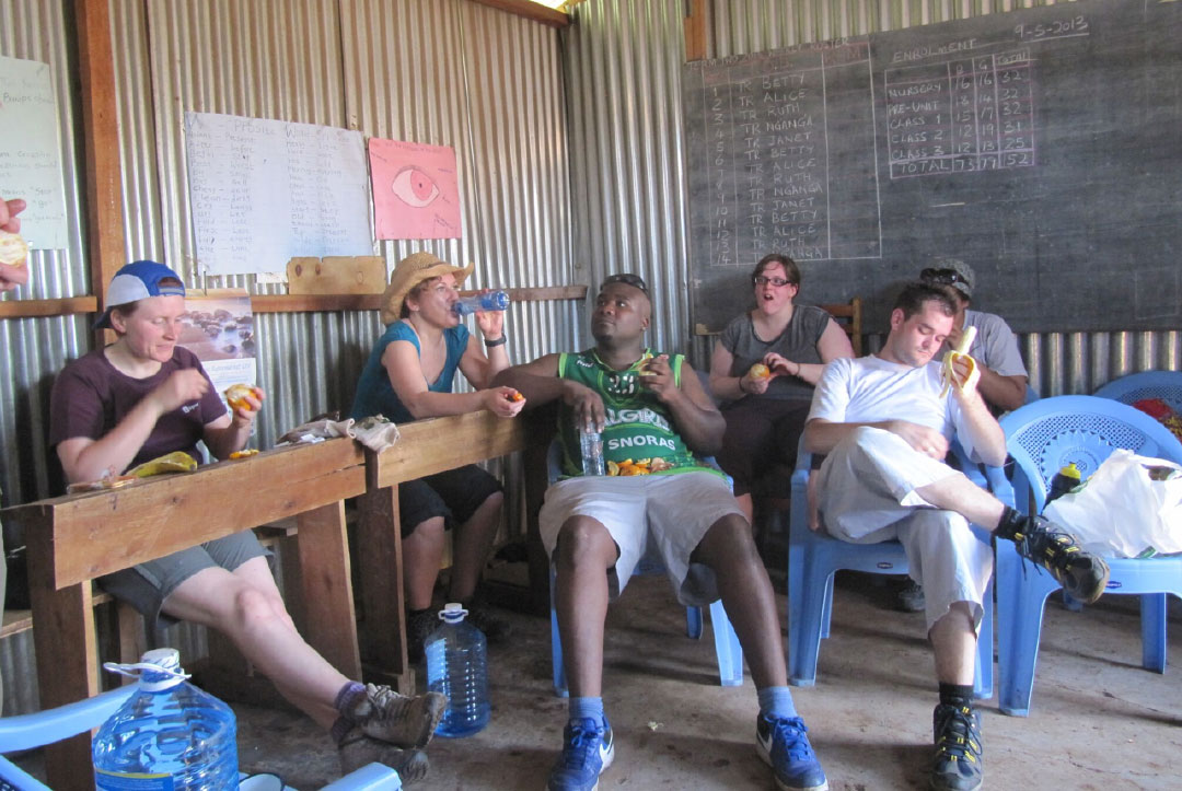 Kenya 2013 : Taking a well earned break – it was HOT!