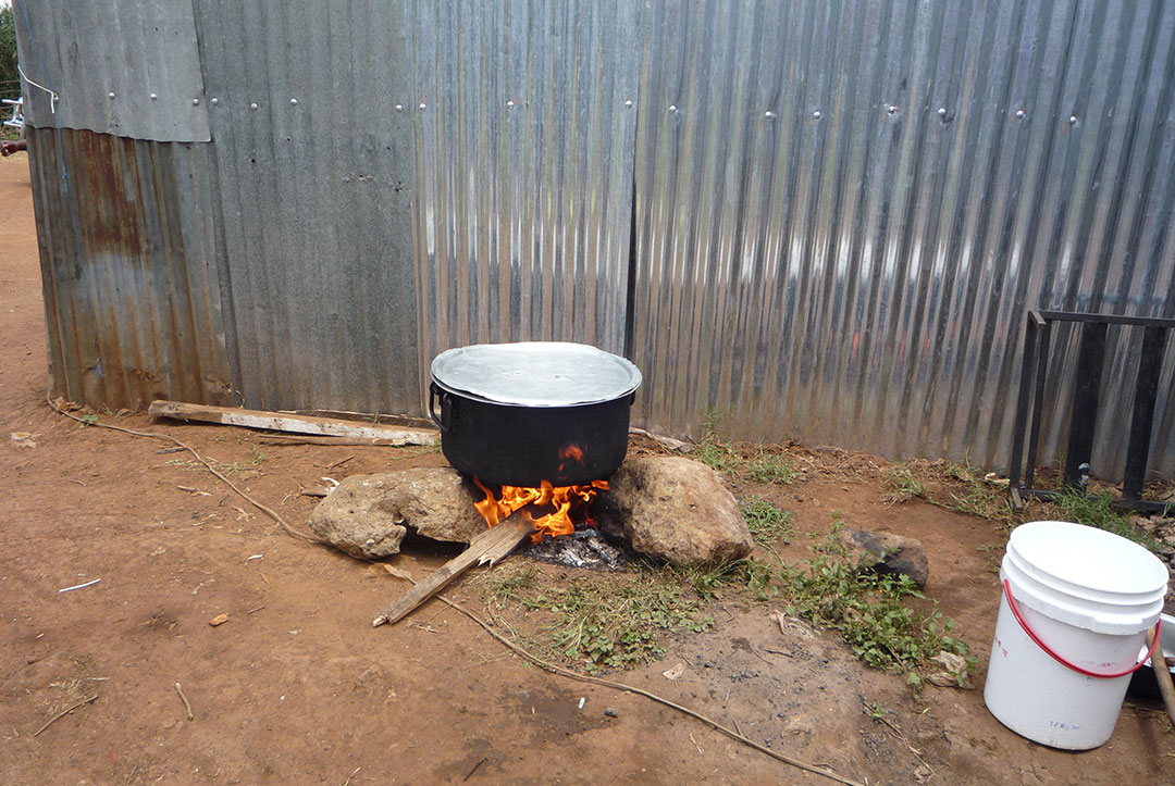 Kenya 2010 : The oven